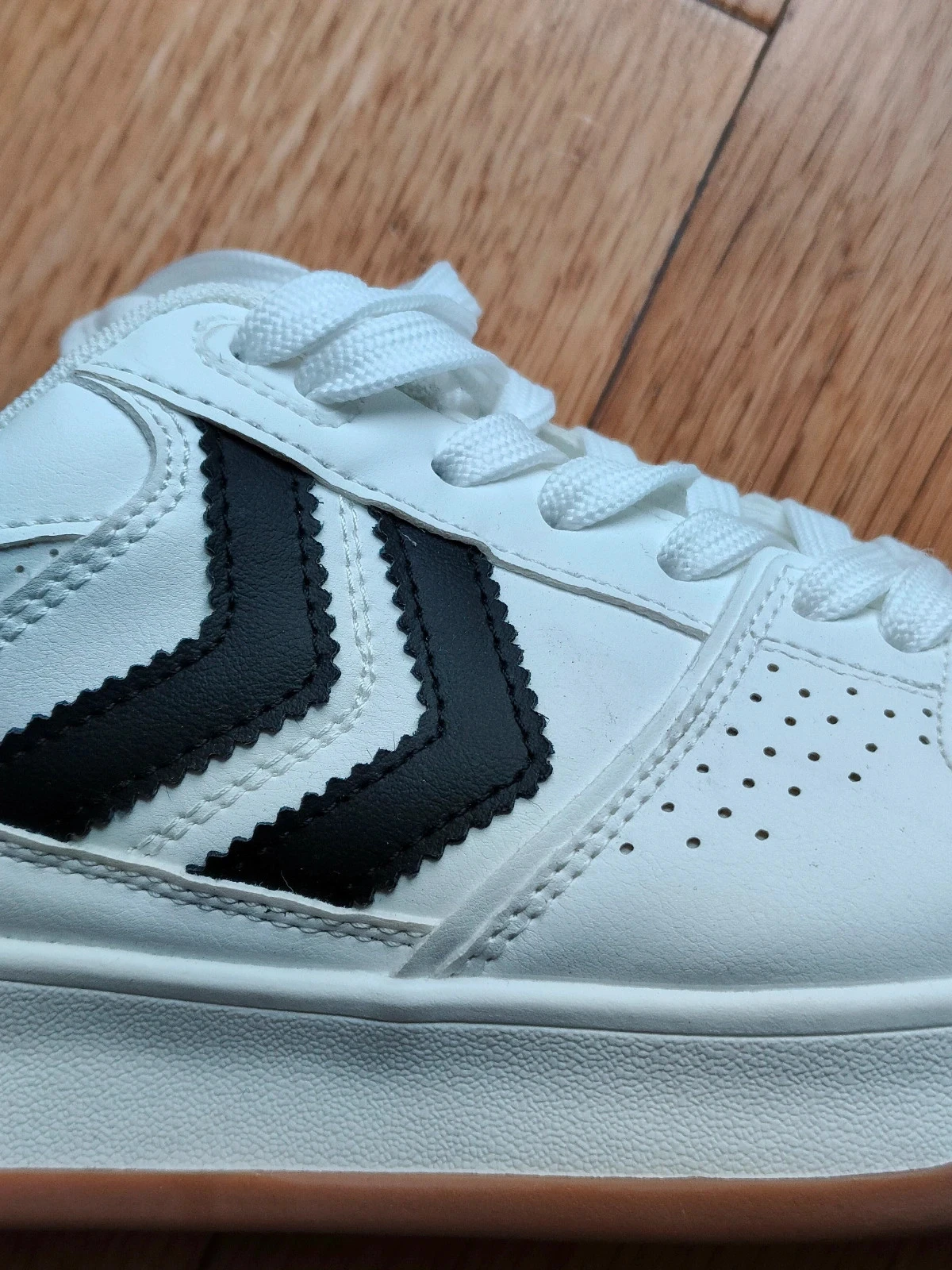 Chaussures de sport Hummel original Lefties handball blanches – photo 3
